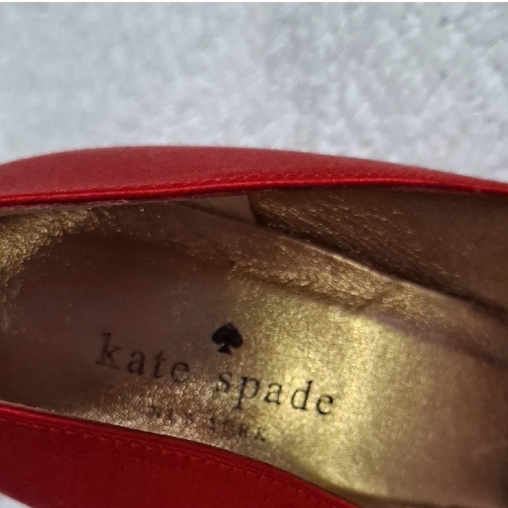 Kate Spade Red Satin Heels with Bow - Picture 2 of 12